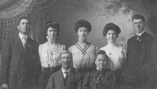 John Bakewell family, 1904