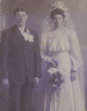 Henry & Amanda (Meyer) Kruse - 1907