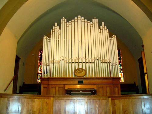 Hook-Hastings Pipe Organ - photographer Ann Londres
