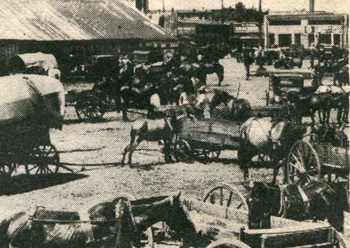 Street scene in Waukon, undated, ca early 1900's