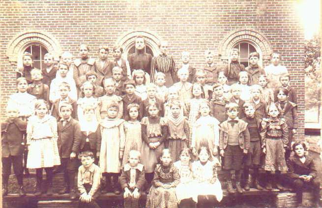 3rd & 4th grade,  Postville school, ca 1895-1905
