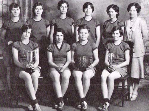 New Albin Girls Basketball Team, 1930