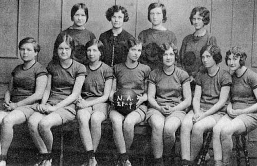 New Albin Girls Basketball Team, 1928-29