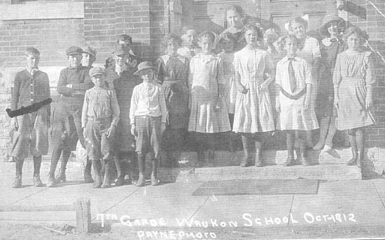 Class of 1918 as 7th graders, October 1912