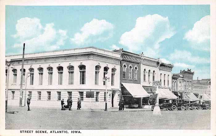 Street Scene, Atlantic National Bank, Atlantic, Iowa