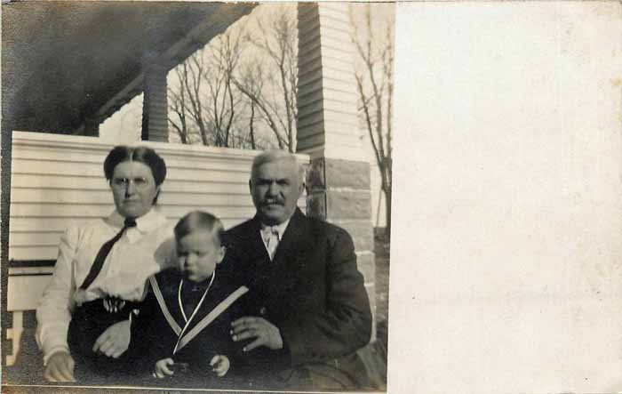 Unknown Griswold Family, Cass County, Iowa