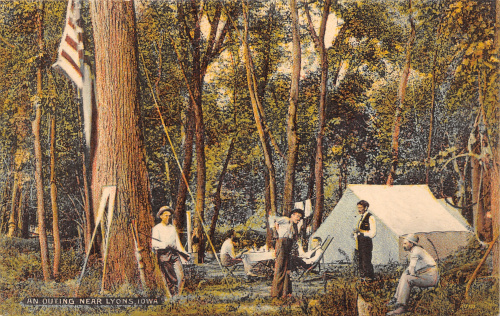 Camping, Lyons, Iowa