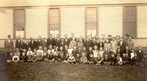Latimer Public School, May 28, 1915