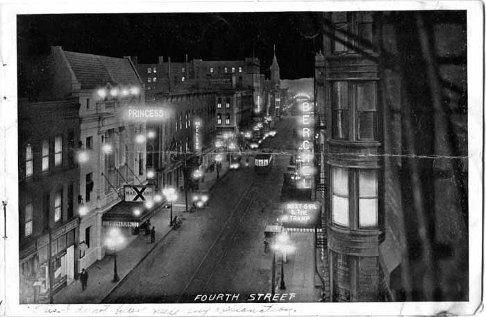 Fourth St., Night in Des Moines 1912 Pg. 4