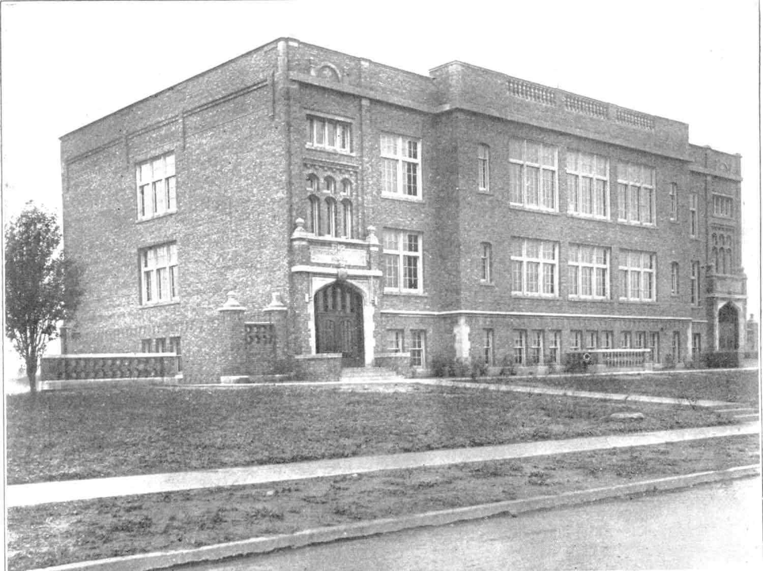 Hubbell Elementary School, Des Moines, Polk County, Iowa