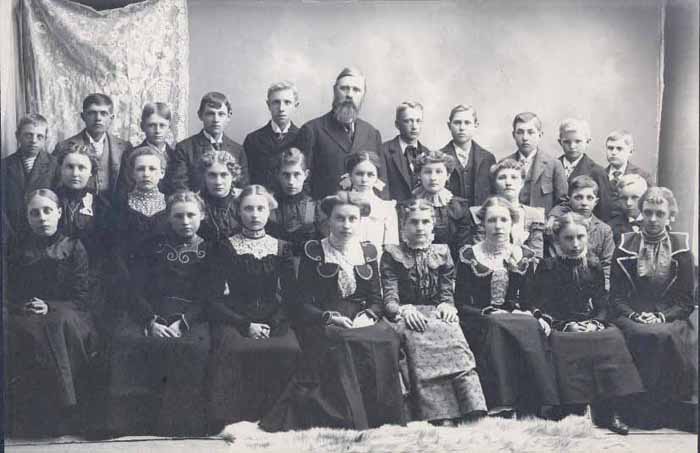 Elk Horn Lutheran Church Confirmation Class 1900 - Carl Marinus Petersen