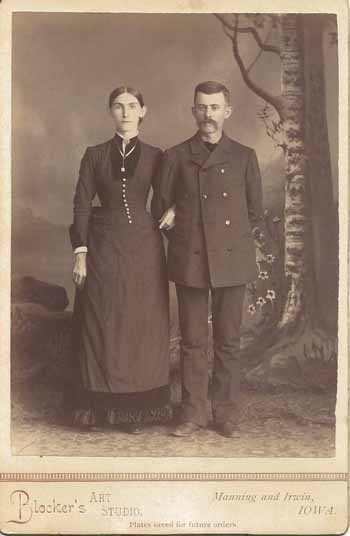 Unknown Couple, Manning/Irwin, Shelby County, Iowa
