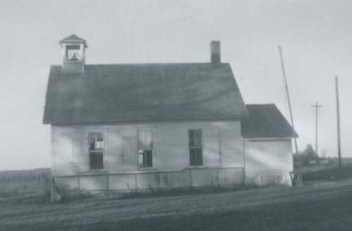 Unknown country school, Allamakee county - photo taken 1965