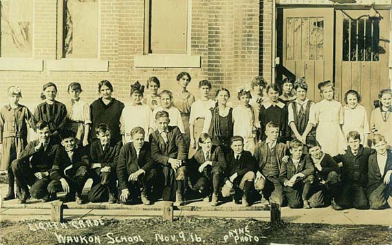 Eighth Grade, Waukon School, November 9, '16