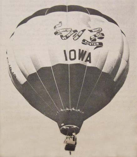 balloon with the seal of Iowa